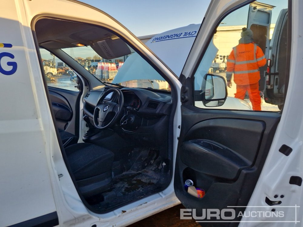 Véhicule utilitaire 2017 Vauxhall Combo: photos 22 Véhicule utilitaire 2017 Vauxhall Combo: photos 22