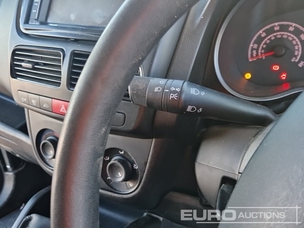 Véhicule utilitaire 2017 Vauxhall Combo: photos 27 Véhicule utilitaire 2017 Vauxhall Combo: photos 27