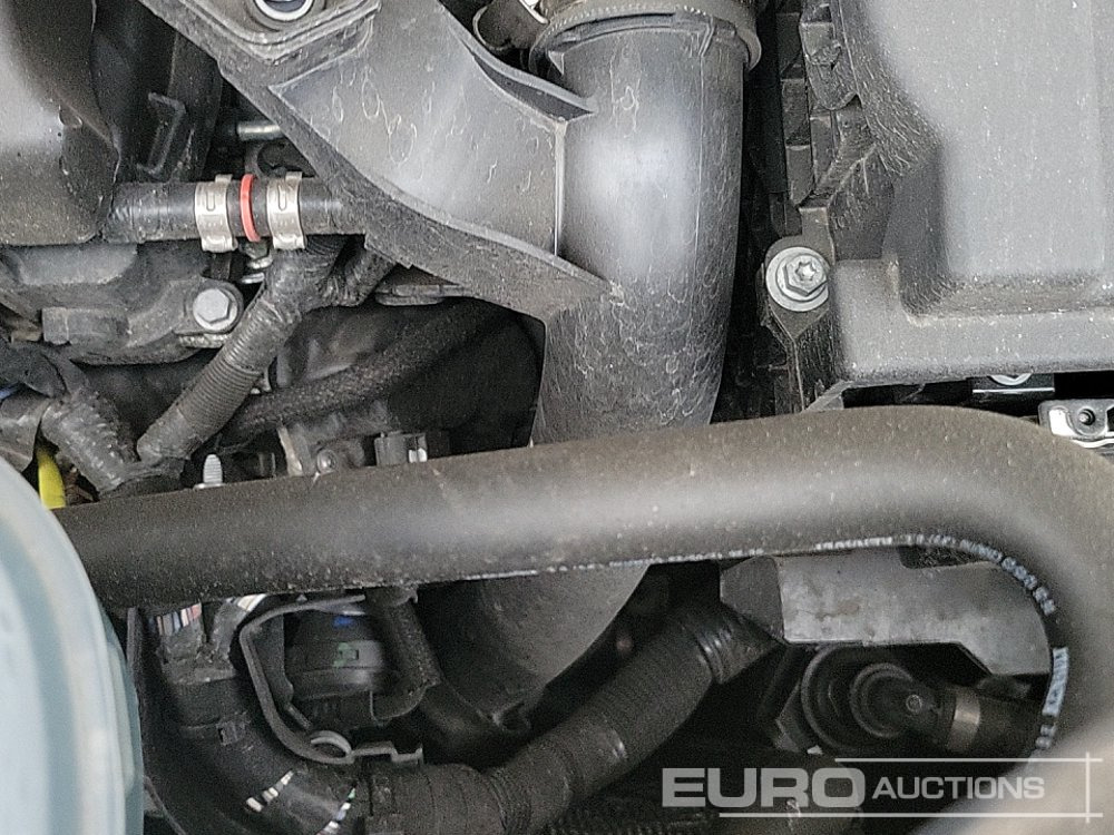 Véhicule utilitaire 2023 Nissan Primastar: photos 24