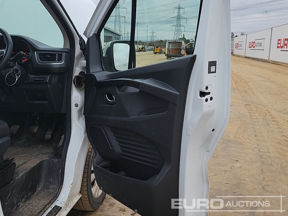 Véhicule utilitaire 2023 Nissan Primastar: photos 27