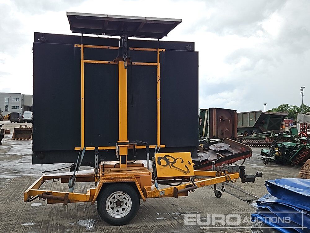Ver-mac Single Axle Solar Powered Matrix Board - Remorque porte engin: photos 2 Ver-mac Single Axle Solar Powered Matrix Board - Remorque porte engin: photos 2