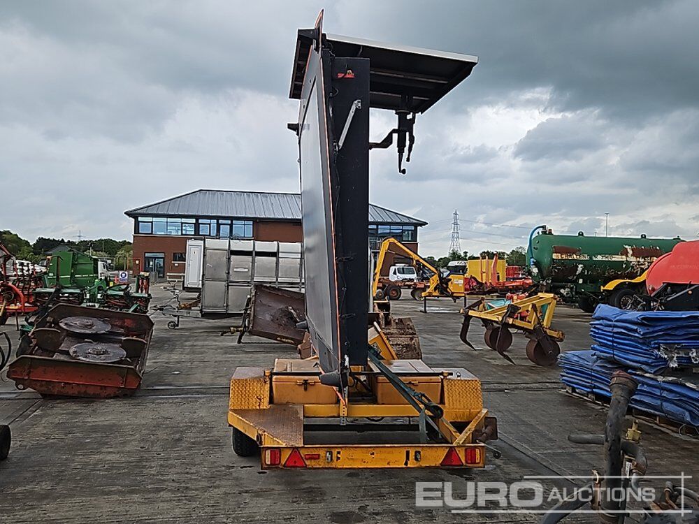 Ver-mac Single Axle Solar Powered Matrix Board - Remorque porte engin: photos 4 Ver-mac Single Axle Solar Powered Matrix Board - Remorque porte engin: photos 4
