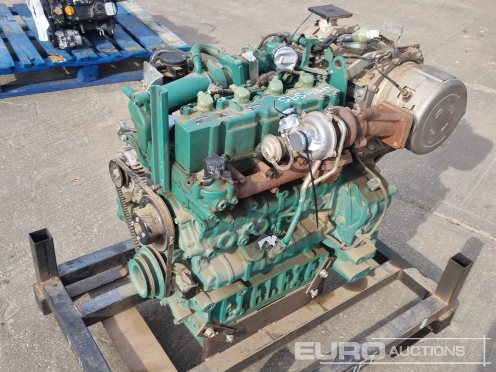 Volvo 4 Cylinder Engine - Moteur: photos 1 Volvo 4 Cylinder Engine - Moteur: photos 1