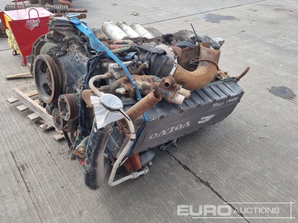Volvo 6 Cylinder Engine - Moteur: photos 1 Volvo 6 Cylinder Engine - Moteur: photos 1