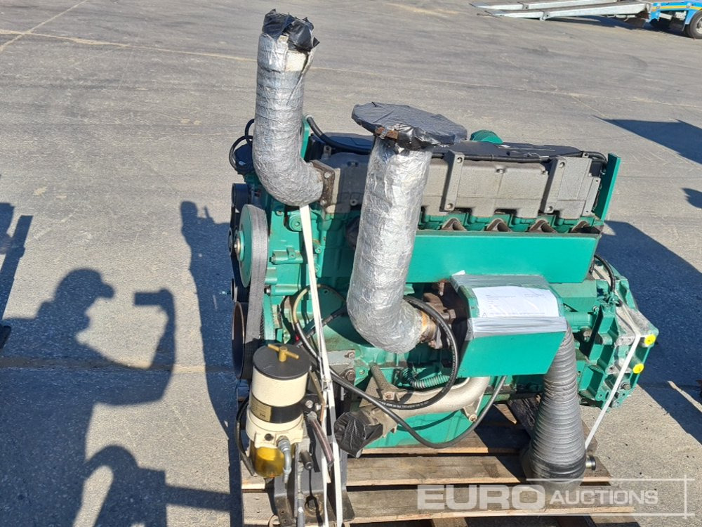 Volvo 6 Cylinder Engine - Moteur: photos 2 Volvo 6 Cylinder Engine - Moteur: photos 2