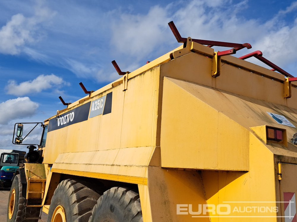Tombereau articulé Volvo A25C: photos 25