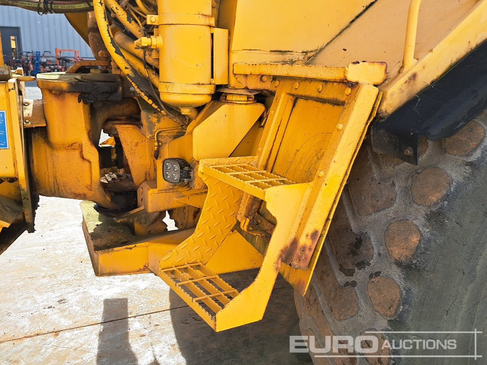 Tombereau articulé Volvo A25C: photos 38