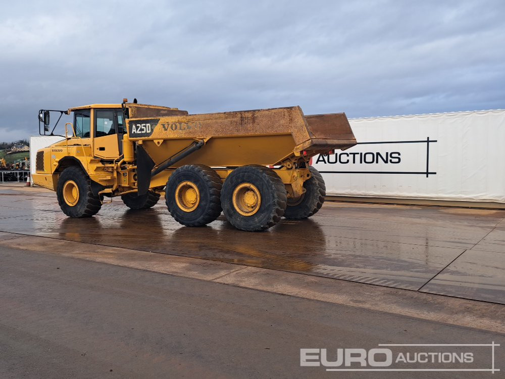 Volvo A25D - Tombereau articulé: photos 3 Volvo A25D - Tombereau articulé: photos 3