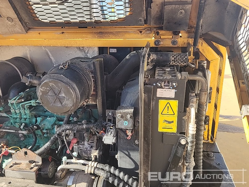 Mini pelle Volvo EC55D: photos 30