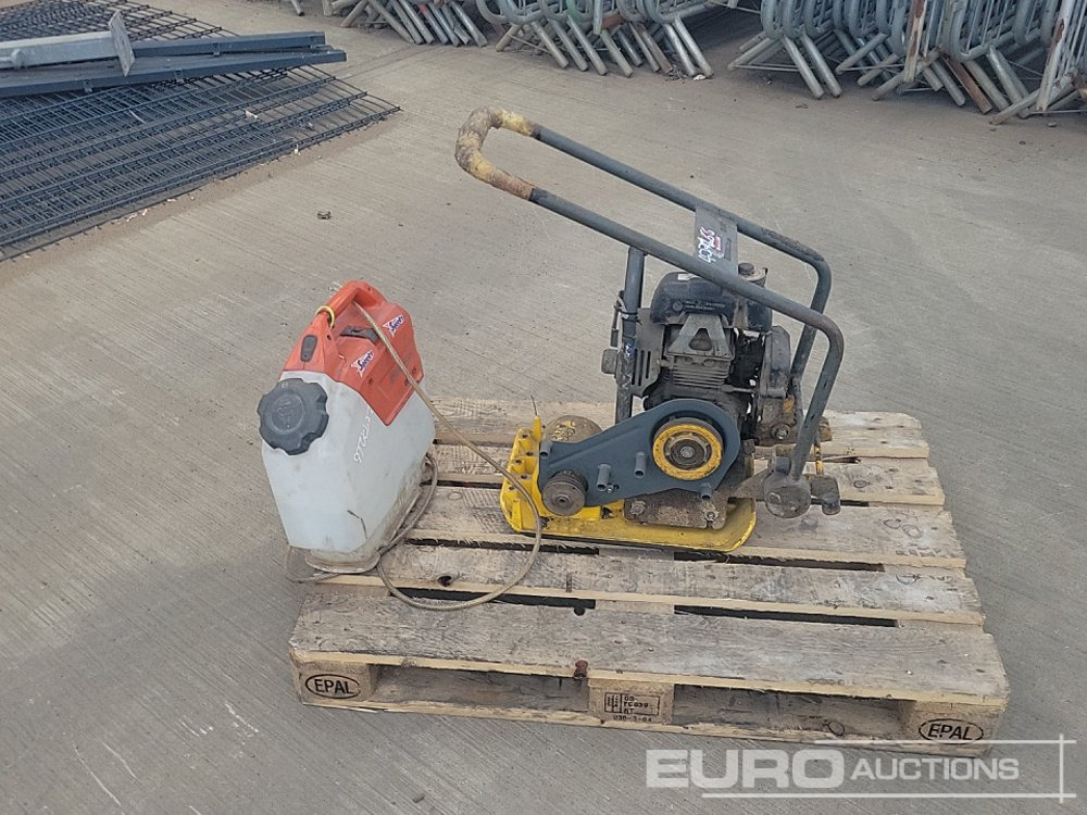 Wacker Neuson Diesel Compaction Plate (Spares), Husqvarna Battery Powered Water Tank - Travaux routiers: photos 2 Wacker Neuson Diesel Compaction Plate (Spares), Husqvarna Battery Powered Water Tank - Travaux routiers: photos 2