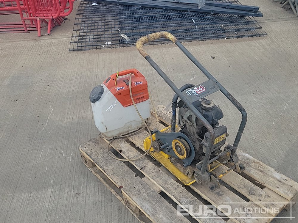 Wacker Neuson Diesel Compaction Plate (Spares), Husqvarna Battery Powered Water Tank - Travaux routiers: photos 3 Wacker Neuson Diesel Compaction Plate (Spares), Husqvarna Battery Powered Water Tank - Travaux routiers: photos 3