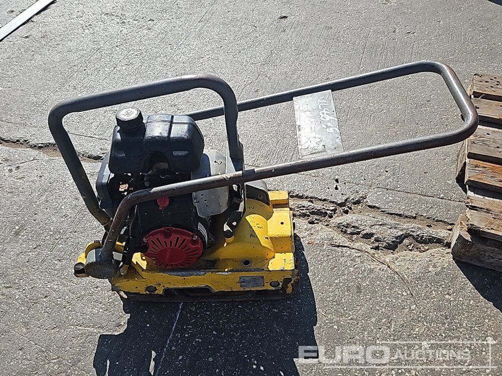 Wacker Neuson Petrol Compaction Plate, Honda Engine - Travaux routiers: photos 2 Wacker Neuson Petrol Compaction Plate, Honda Engine - Travaux routiers: photos 2