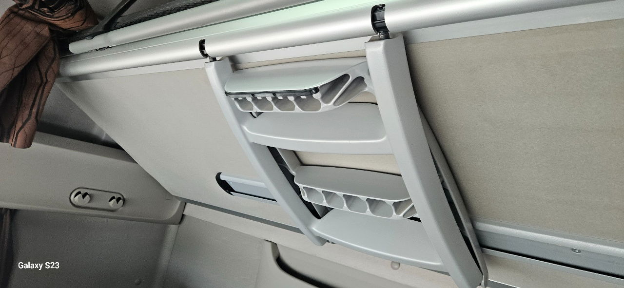 Tracteur routier DAF XF 105.460: photos 13