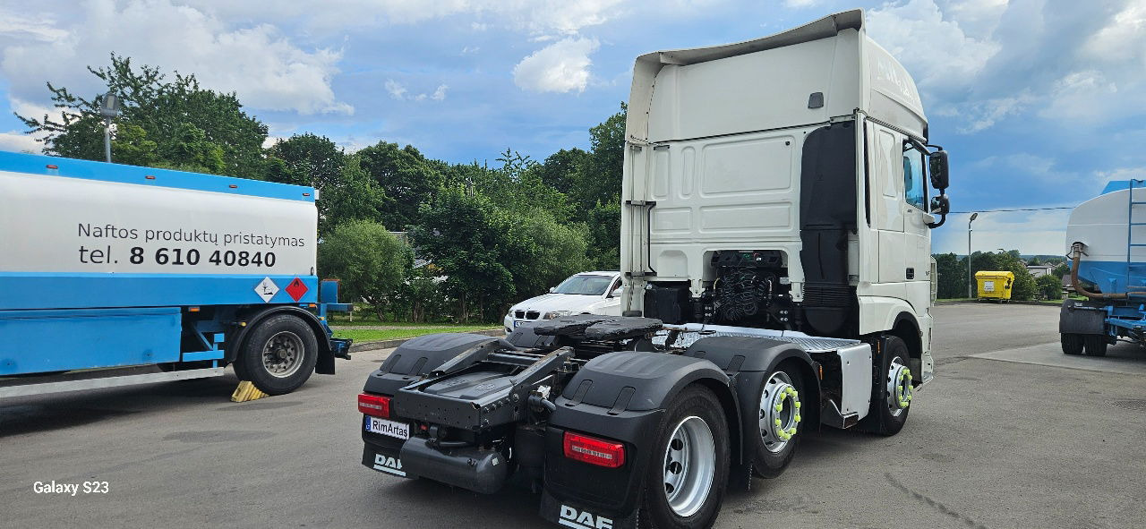 Tracteur routier DAF XF 105.460: photos 9