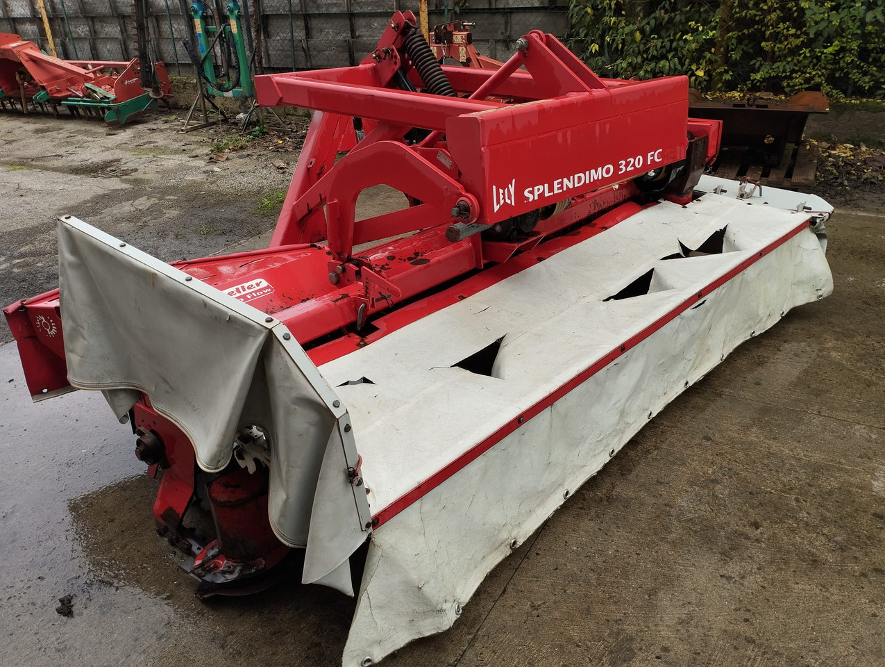 Falciacondizionatrice usata Lely frontale - Faucheuse: photos 1 Falciacondizionatrice usata Lely frontale - Faucheuse: photos 1