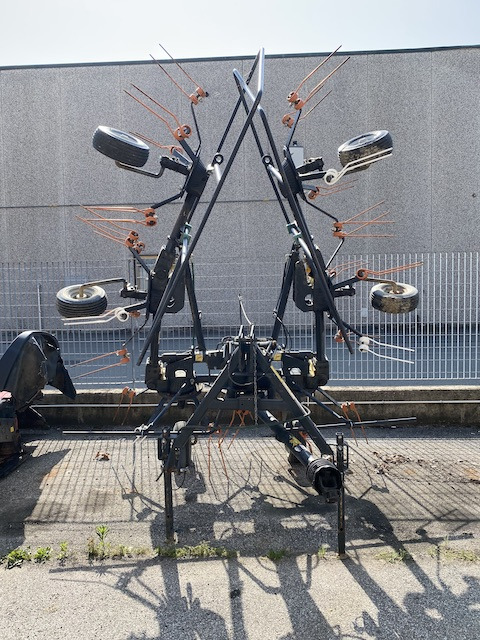 Voltafieno usato Gallignani - Faneuse: photos 1 Voltafieno usato Gallignani - Faneuse: photos 1