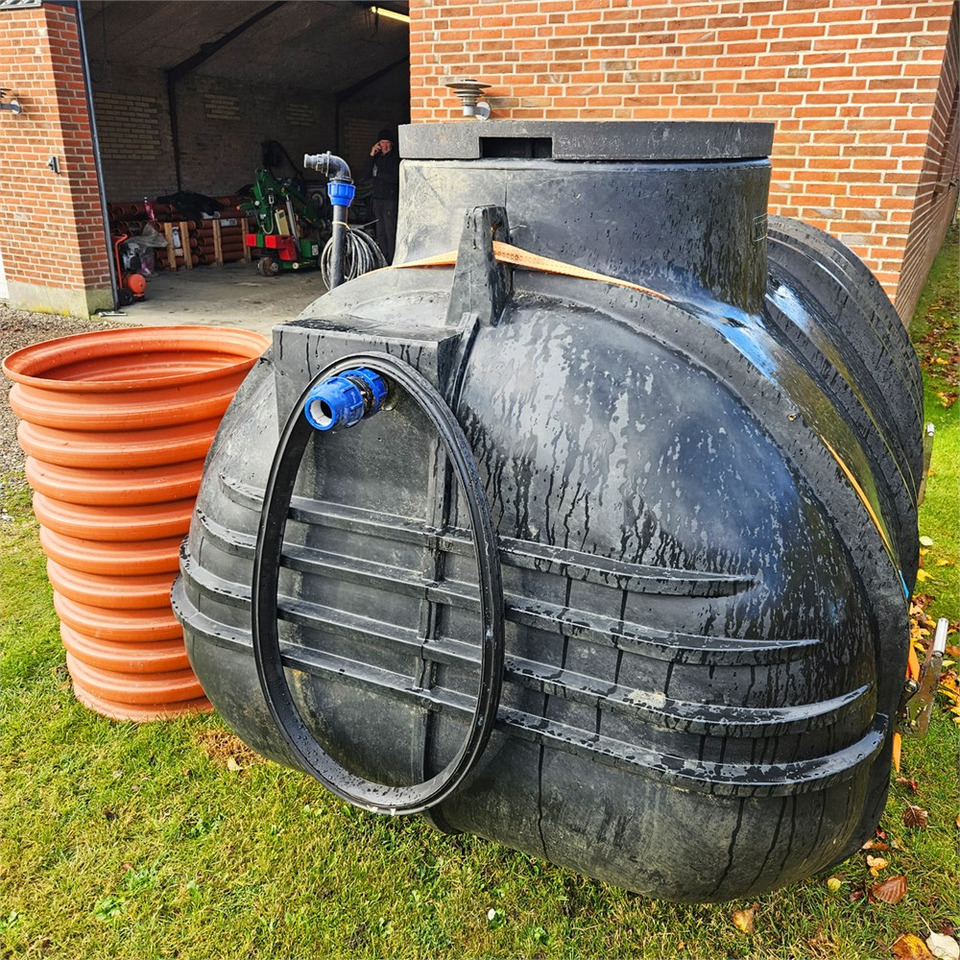 ABC 2 m3 - Cuve de stockage, Matériel de chantier: photos 3 ABC 2 m3 - Cuve de stockage, Matériel de chantier: photos 3