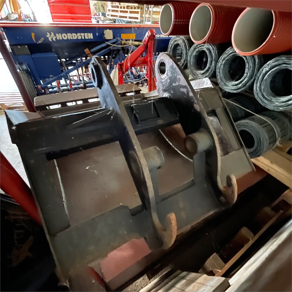 Godet pour Tractopelle ABC 90cm: photos 15