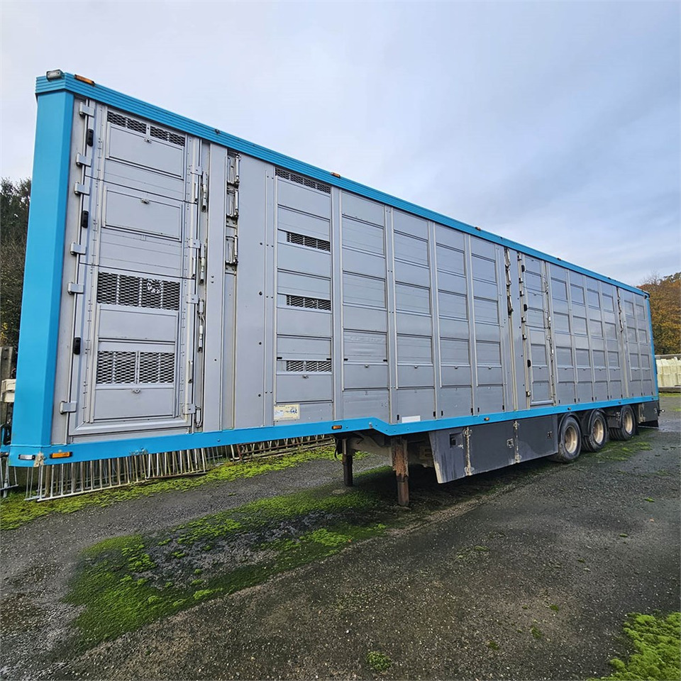 Semi-remorque bétaillère ABC Menke-Janzen - 3 etager sættevogn til grise transport.: photos 1