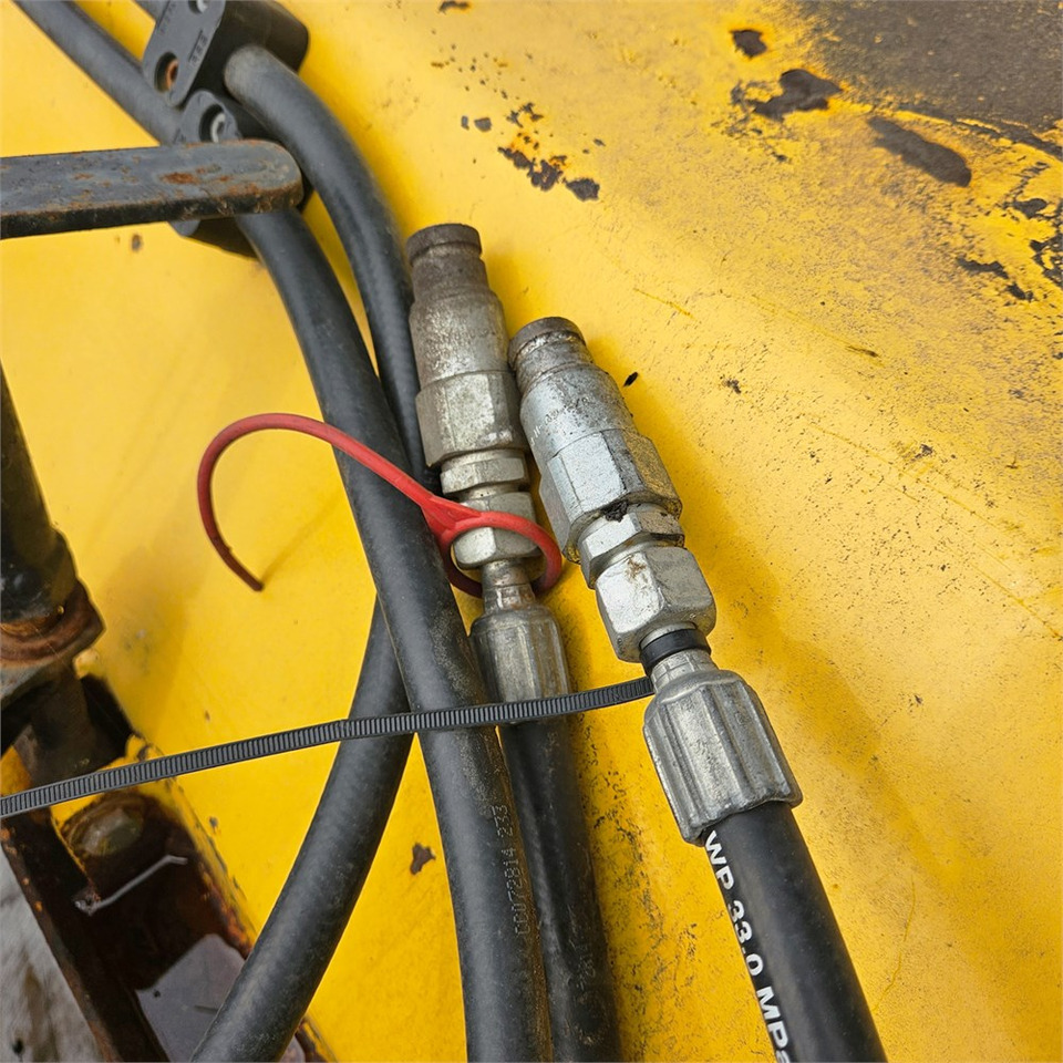 Brosse ABC Unknown: photos 9