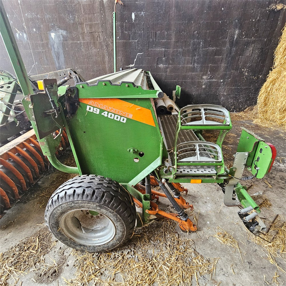 Amazone D9 4000 Super - KG 402 - Semoir/ Planteuse: photos 5 Amazone D9 4000 Super - KG 402 - Semoir/ Planteuse: photos 5