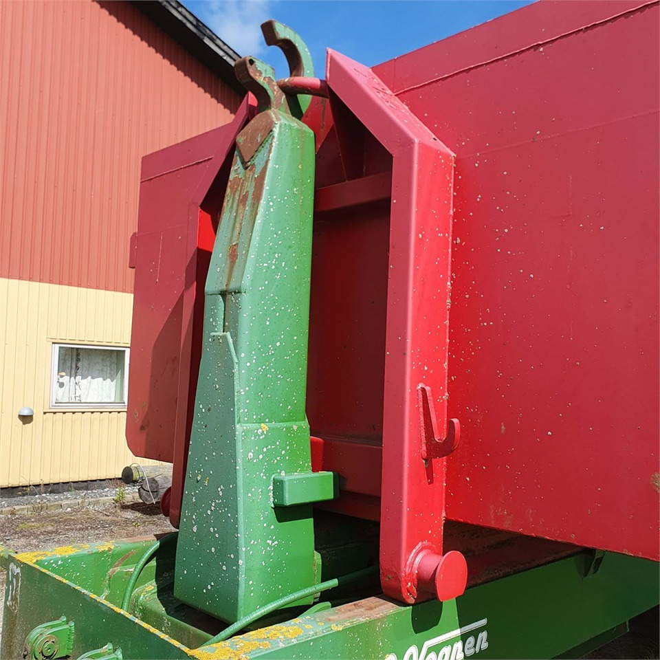 BS T22 - Remorque ampliroll/ Multibenne: photos 3 BS T22 - Remorque ampliroll/ Multibenne: photos 3