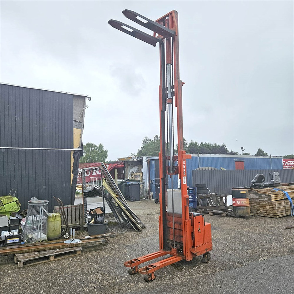 BT LSF 1250E - Transpalette: photos 1 BT LSF 1250E - Transpalette: photos 1