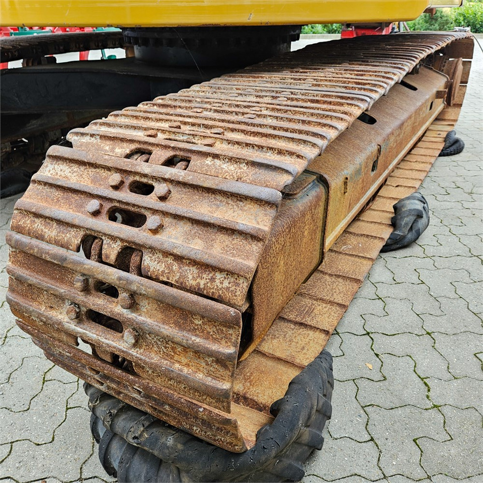 Pelle sur chenille Caterpillar 325 FLCR: photos 47