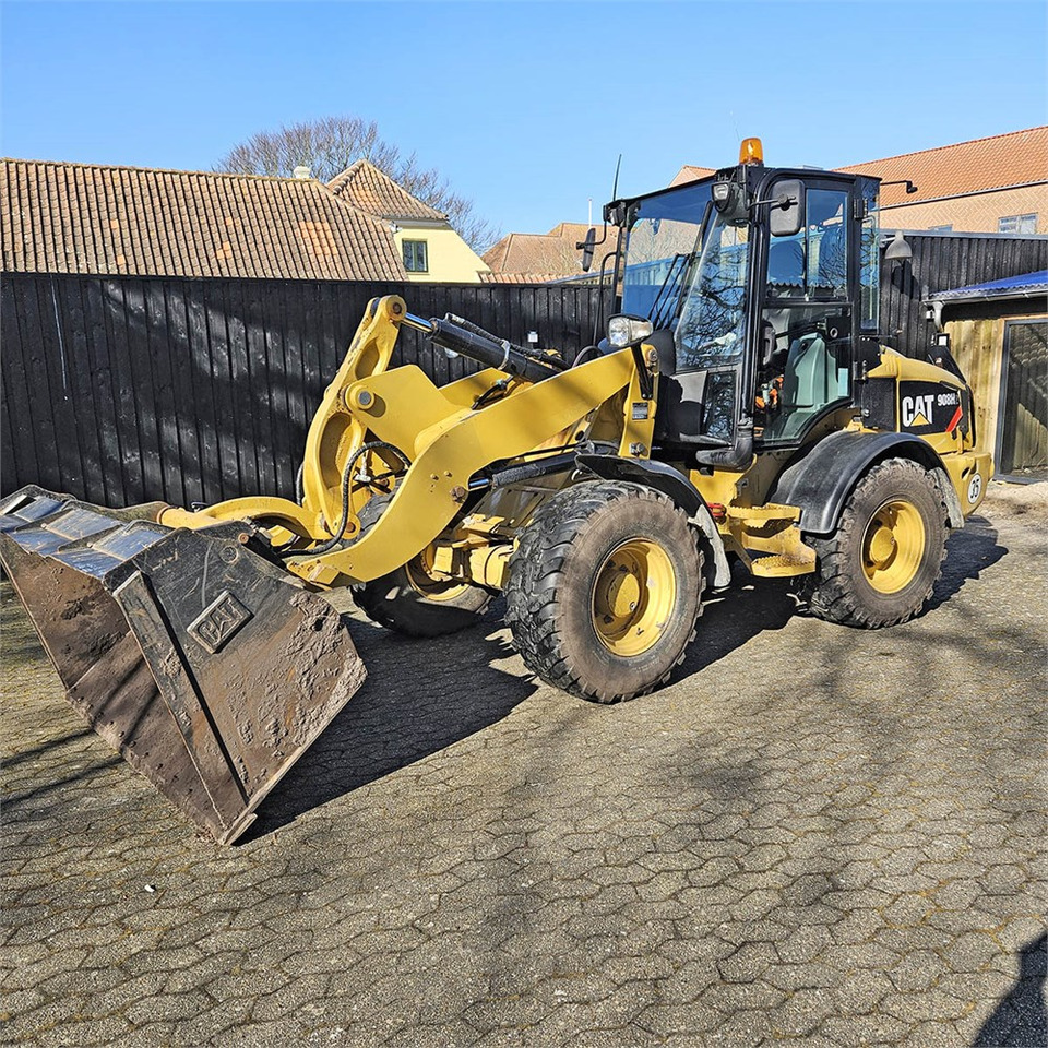 Caterpillar 908 H2 - Chargeuse sur pneus: photos 1 Caterpillar 908 H2 - Chargeuse sur pneus: photos 1