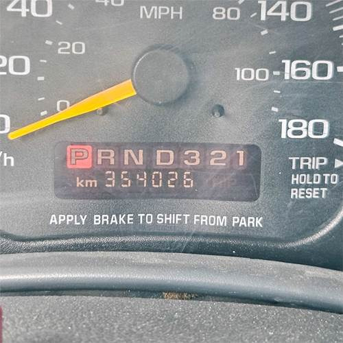 Transport de personnes Chevrolet Express Van 2500: photos 19