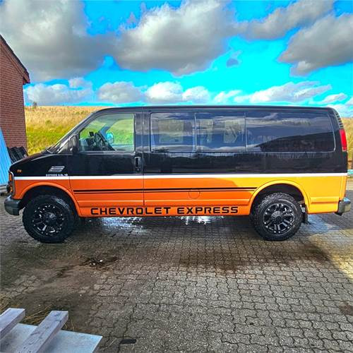 Chevrolet Express Van 2500 - Transport de personnes: photos 3 Chevrolet Express Van 2500 - Transport de personnes: photos 3