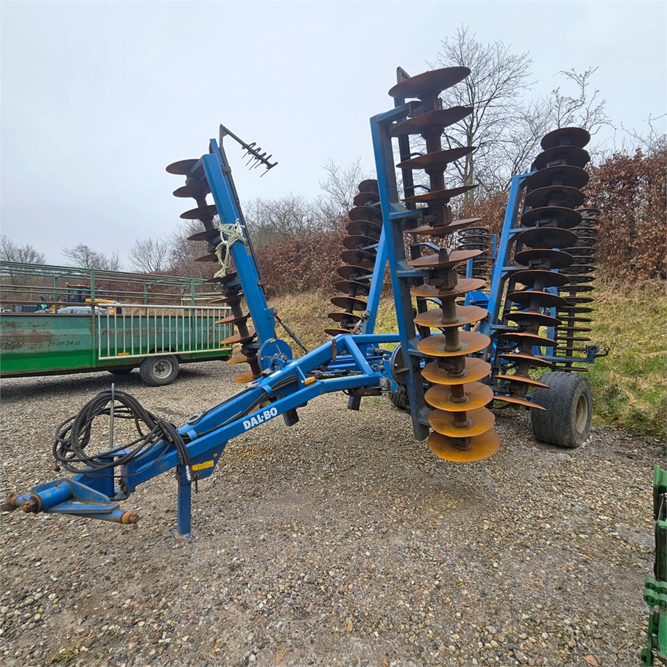 Dalbo AXR-H 600 - Cover crop: photos 1 Dalbo AXR-H 600 - Cover crop: photos 1