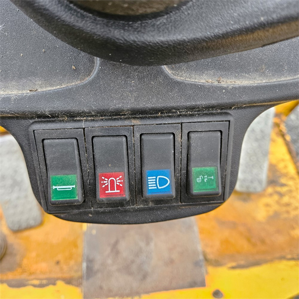 Mini chargeuse Eurotrack W13: photos 16