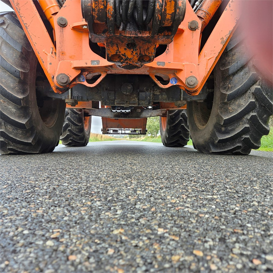 Tractopelle Fiat-Hitachi FB200-4PS: photos 36