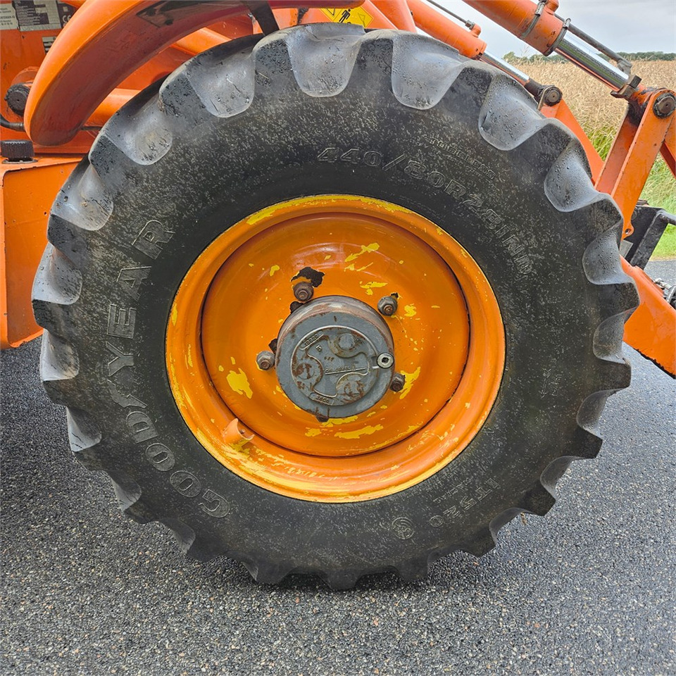 Tractopelle Fiat-Hitachi FB200-4PS: photos 37