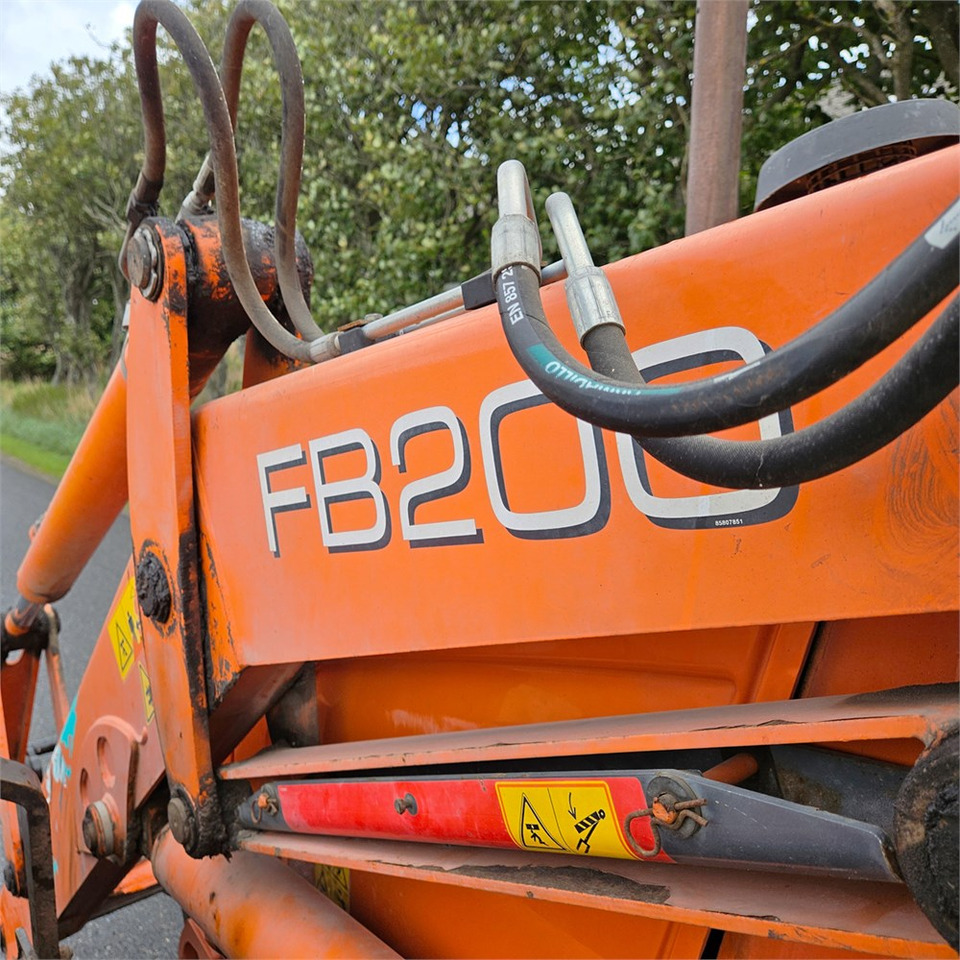 Tractopelle Fiat-Hitachi FB200-4PS: photos 28