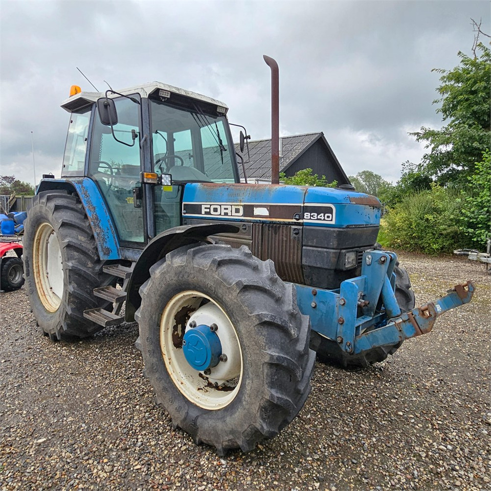 Ford 8340 - Tracteur agricole: photos 1 Ford 8340 - Tracteur agricole: photos 1