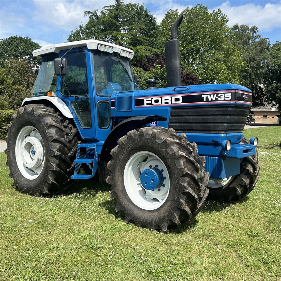 Ford TW 35 - Tracteur agricole: photos 1 Ford TW 35 - Tracteur agricole: photos 1