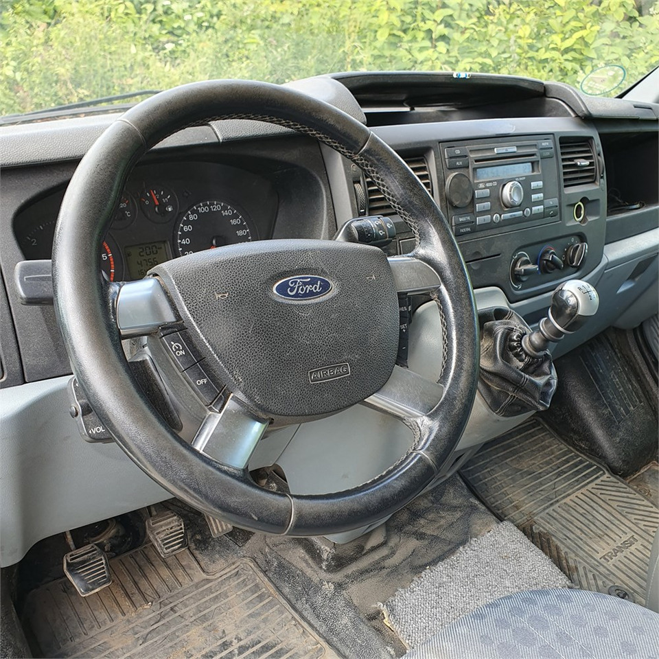Ford Transit Van 2,4 Tdci 350m Rwd en crédit-bail Ford Transit Van 2,4 Tdci 350m Rwd: photos 8