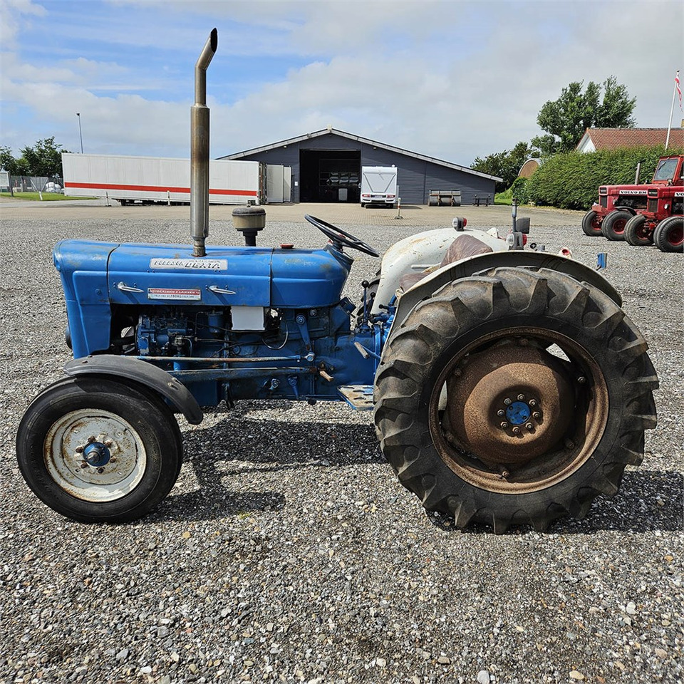 Fordson Super Dexta - Tracteur agricole: photos 4 Fordson Super Dexta - Tracteur agricole: photos 4