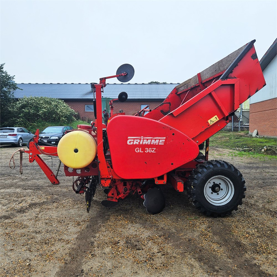 Grimme GL36SZ - Planteuse de pommes de terre: photos 4 Grimme GL36SZ - Planteuse de pommes de terre: photos 4