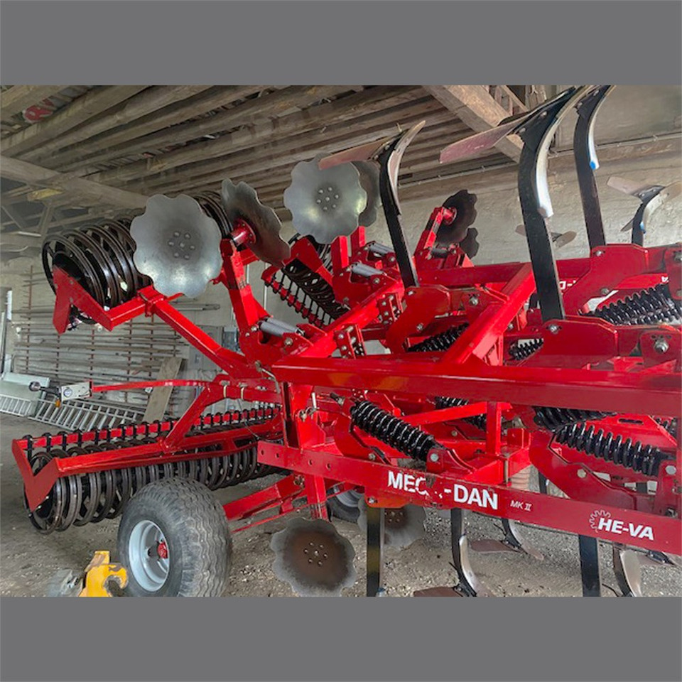 HE-VA Doublet - Outils du sol: photos 1 HE-VA Doublet - Outils du sol: photos 1