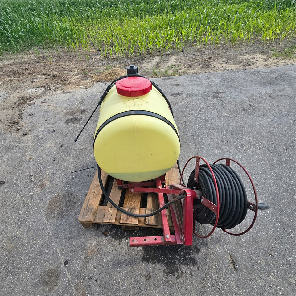 Hardi PU-200 - Pulvérisateur: photos 4 Hardi PU-200 - Pulvérisateur: photos 4