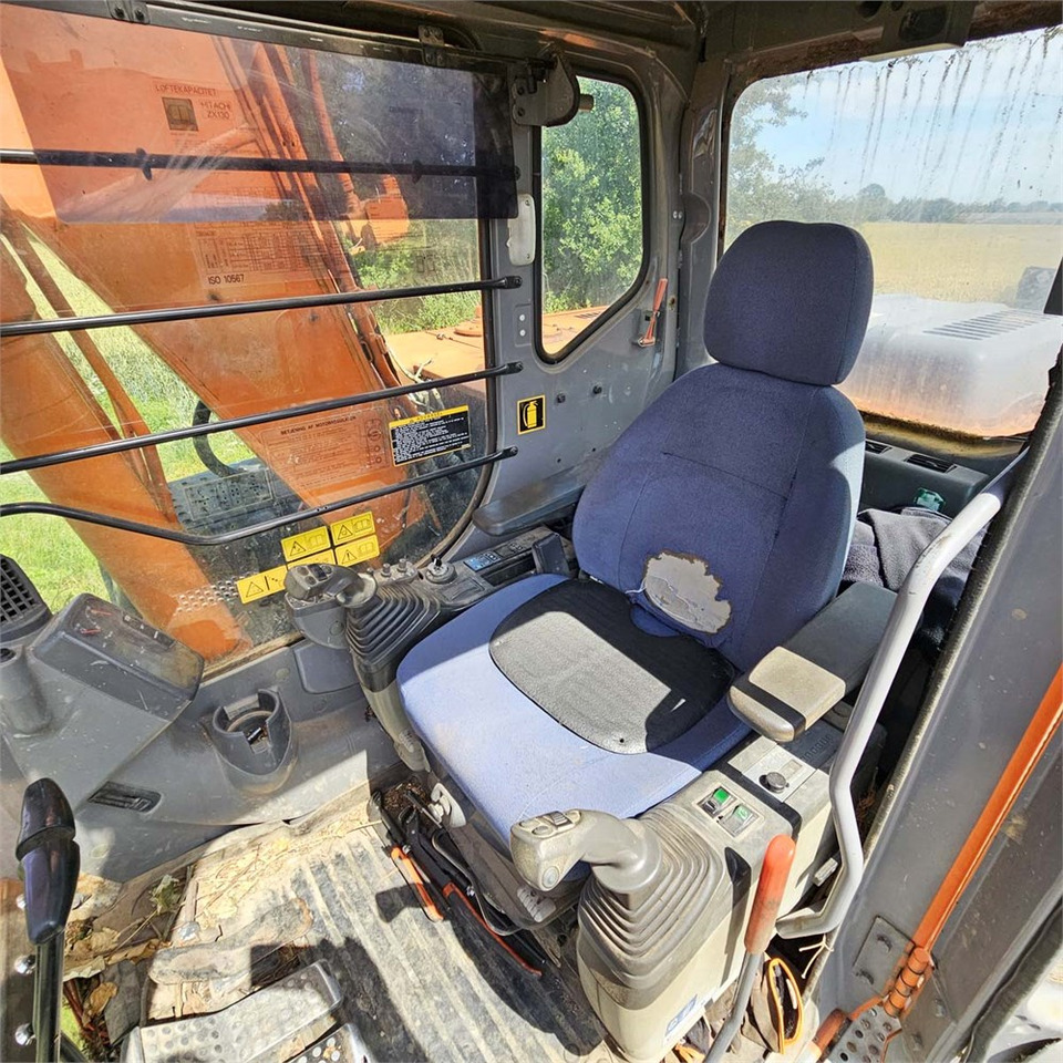 Pelle sur chenille Hitachi ZX130 LCN Zaxis: photos 10