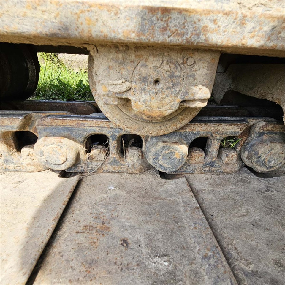 Pelle sur chenille Hitachi ZX130 LCN Zaxis: photos 39