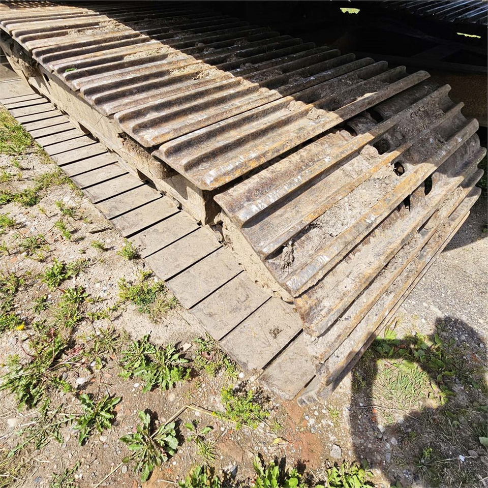 Pelle sur chenille Hitachi ZX130 LCN Zaxis: photos 36