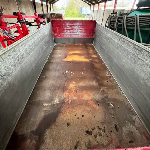 Hvamø 2530 Tipvogn/Tipper - Benne agricole: photos 4 Hvamø 2530 Tipvogn/Tipper - Benne agricole: photos 4