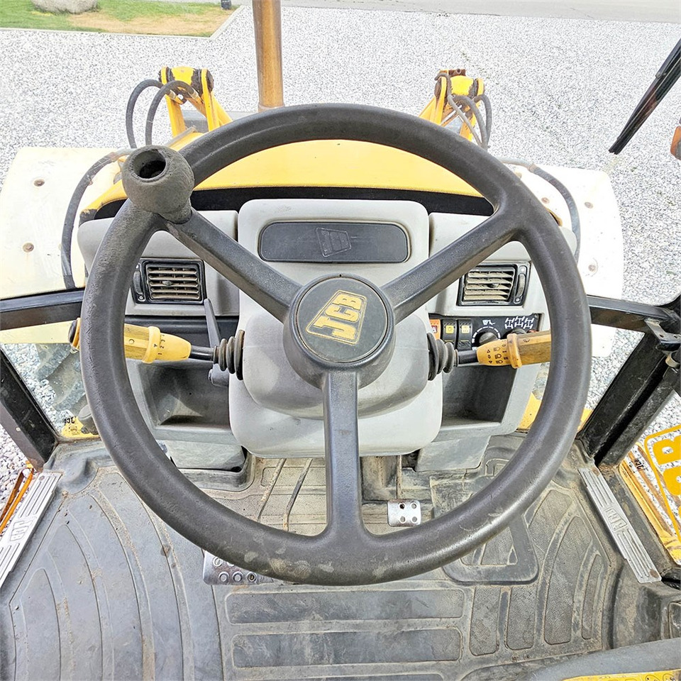 Tractopelle JCB 4 CX: photos 24