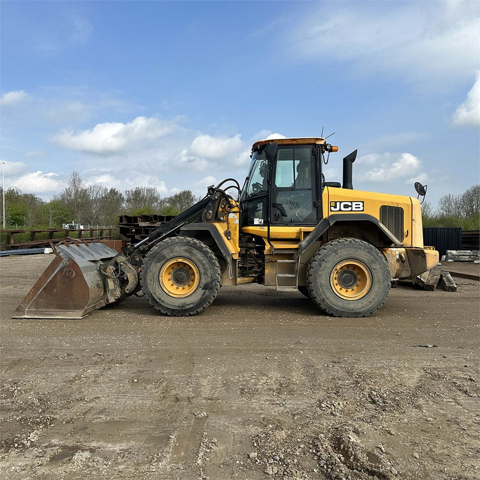 JCB 437 HT - Chargeuse sur pneus: photos 2 JCB 437 HT - Chargeuse sur pneus: photos 2