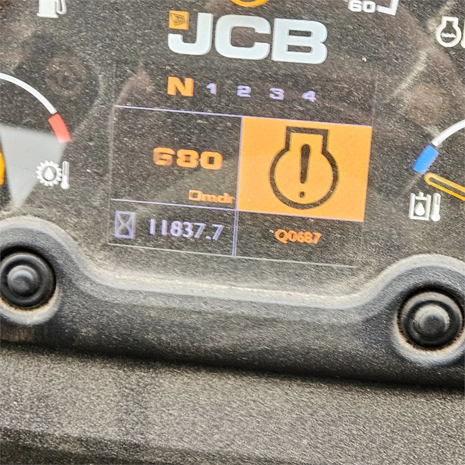 Chargeuse sur pneus JCB 437HT T4: photos 16